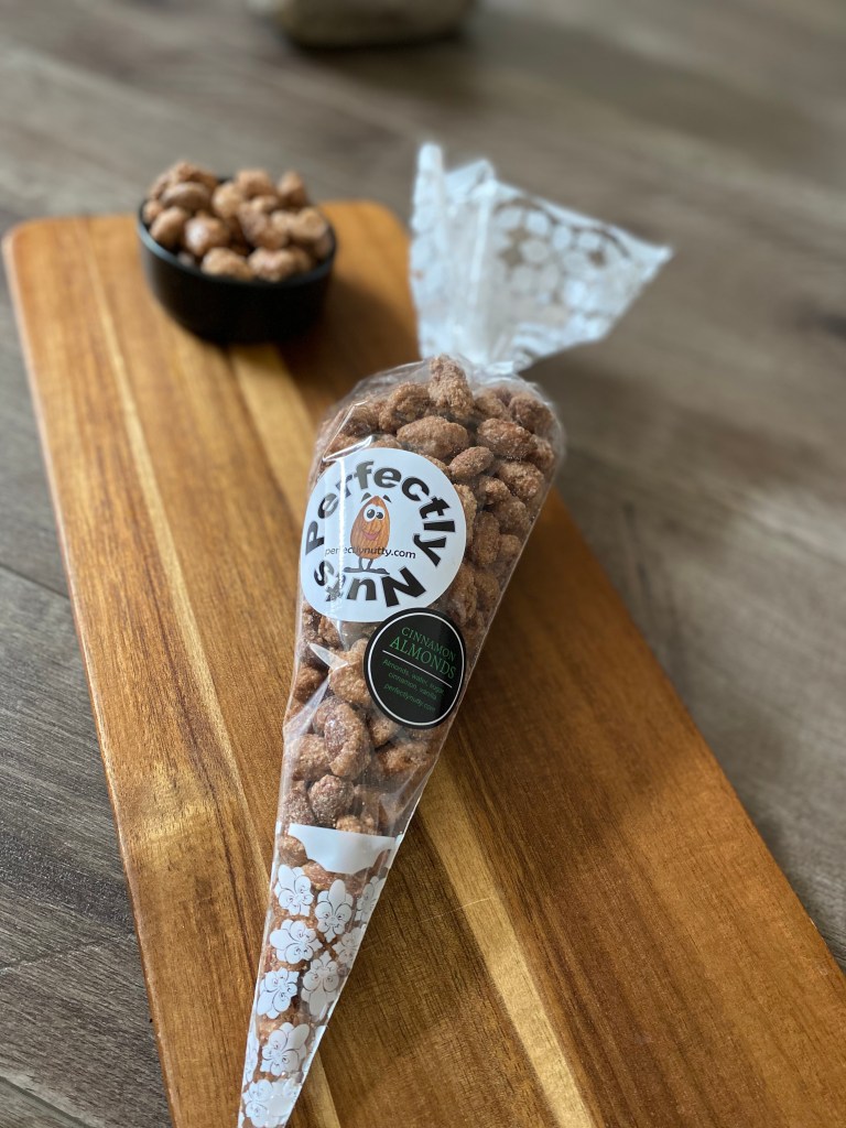 cinnamon almonds